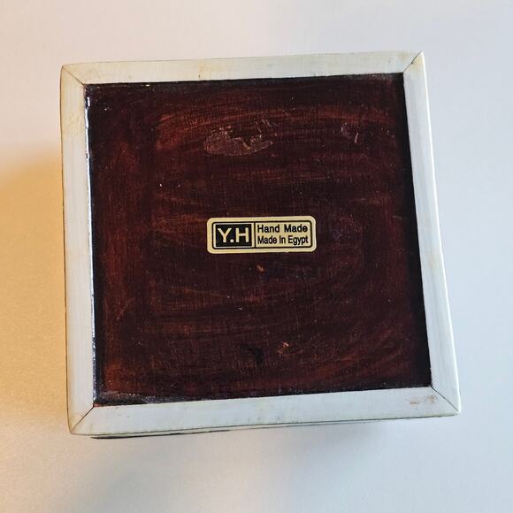 Vintage Mother of Pearl Inlay Wooden Trinket Jewelry Box made in Egypt - Picture 11 of 11